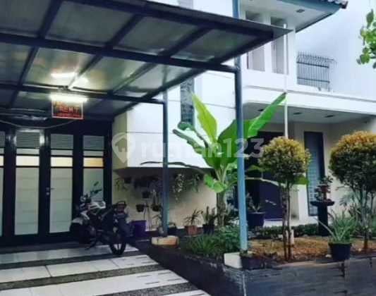 Jual Rumah 2 Lantai Siap Huni Lippo Cikarang.