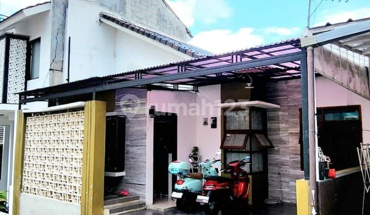 Rumah Bagus di Manisi Gaya Residance Bandung