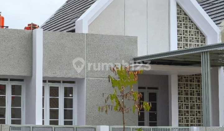 Rumah Cantik di Komplek Cileunyi Bandung Timur