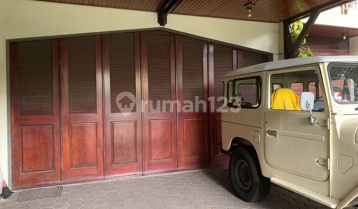 Rumah 2 Lantai Kondisi Terawat Di Kodya Bandunh