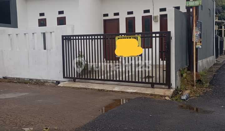 New Hook House at Permana Permai Arcamanik, Bandung City