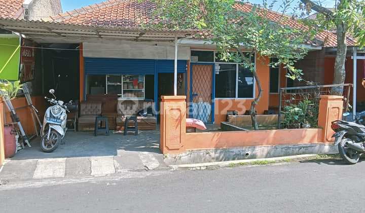 Rumah Luas Harga Murah Strategis di Kota Bandung
