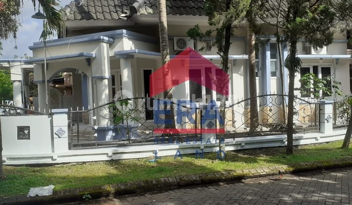 Good House with SHM on Palm Jingga Permata Jingga Street, Malang