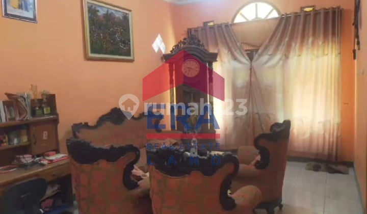 Rumah Bagus Unfurnished SHM di Jalan Masjid Barat, Malang