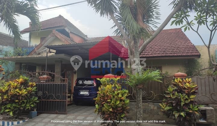 Rumah Bagus SHM di Perumahan Graha Valensia , Malang