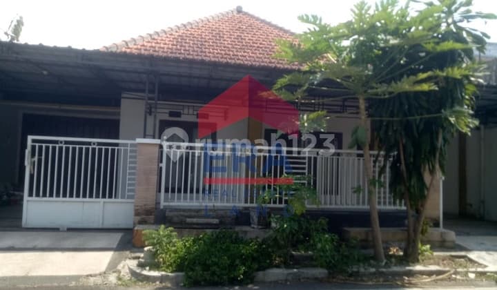 Rumah Bagus Unfurnished SHM Tulusrejo, Malang