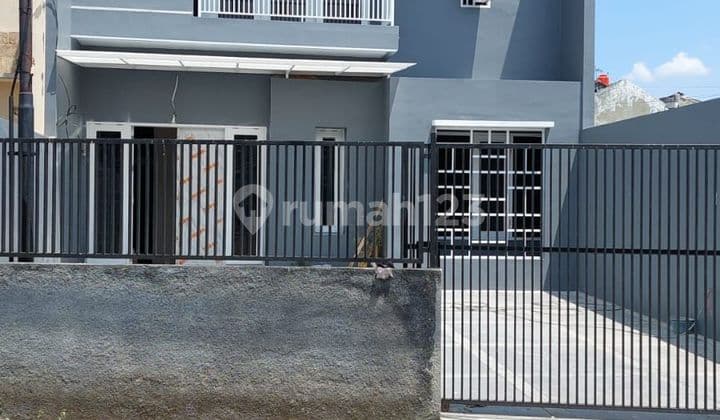 DIJUAL RUMAH BARU MINIMALIS 2LANTAI DIKOMPLEK KMMBAR BANDUNG