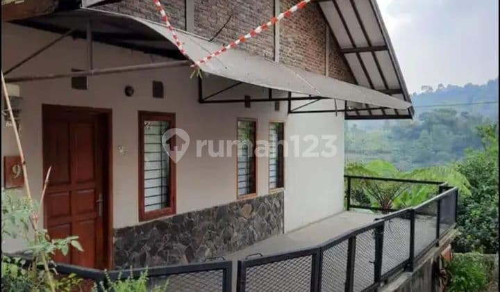 Dijual Rumah Asri Konsep Open Space di Buniwangi Dago Atas