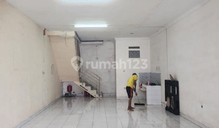 DIUAL RUKO 2LANTAI SIAP PAKAI DI MAINROAD KURDI BANDUNG