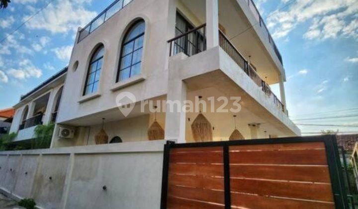 Dijual Villa Asri Fullyfurnish Di Canggu Bali