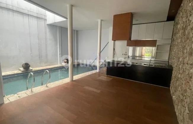 Luxury Green Comfortable House with Good SHM in Cempaka Hijau, Andir