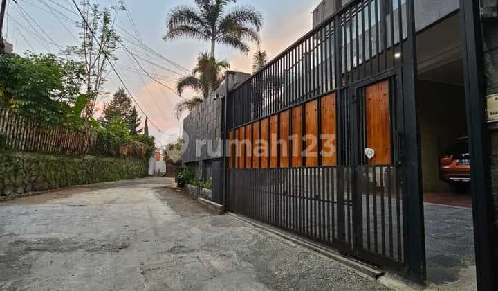 Sell Luxury House Lux Fully Furnished Cheap Price Sayap Sutami Bandung