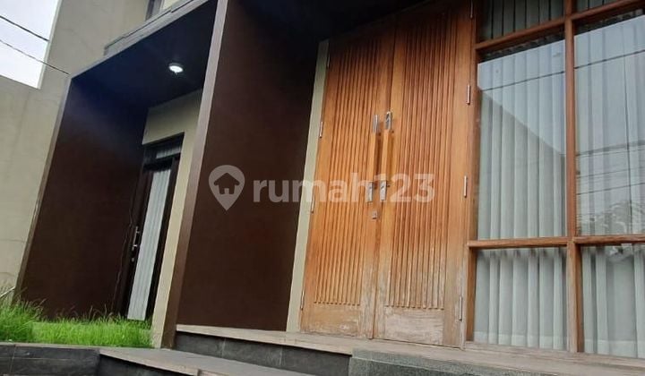 Dijual Rumah Apik Siap Huni Tengah Kota Dekat Alunalun Bandung