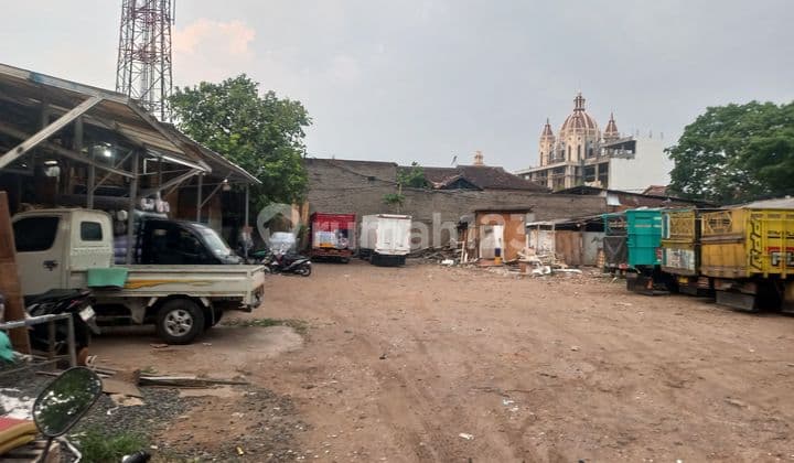 DIJUAL LAHAN KOSONG PINGGIR JALAN RAYA DI HOLIS BANDUNG
