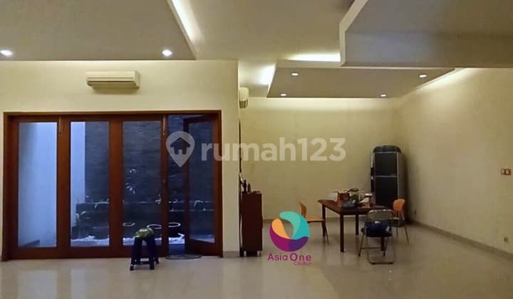 Rumah Bagus,terawat,siap Huni Dipondok Indah jakarta