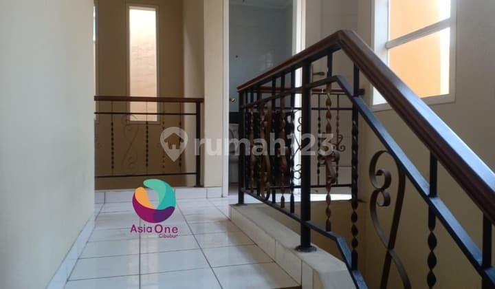 Nice 2-Storey House Near Toll Road, Mall in Kotawisata Cibubur
