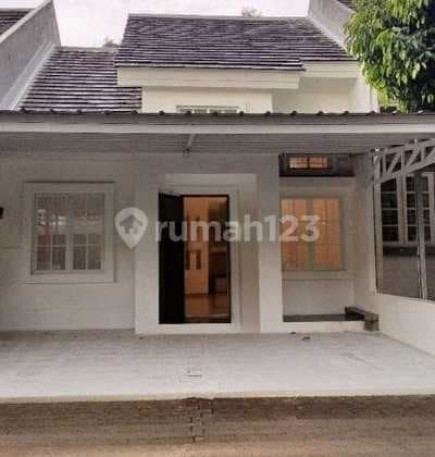 Dijual Cepat Rumah Baru Direnovasi,Dekat Tol,Mall,Sekolahan Dikotawisata