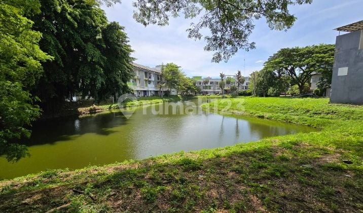 For sale Green Court lot For sale Green Court lot