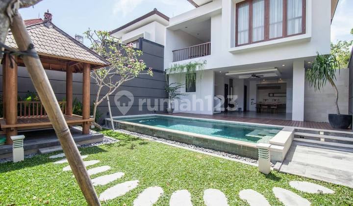 Villa MURAH di UNUD JIMBARAN AMBENGAN dekat McDonalds KFC