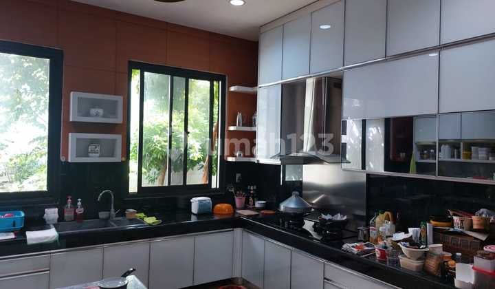 Jual Rumah Mewah Besar @Cluster Asia Tropis Harapan Indah Bekasi