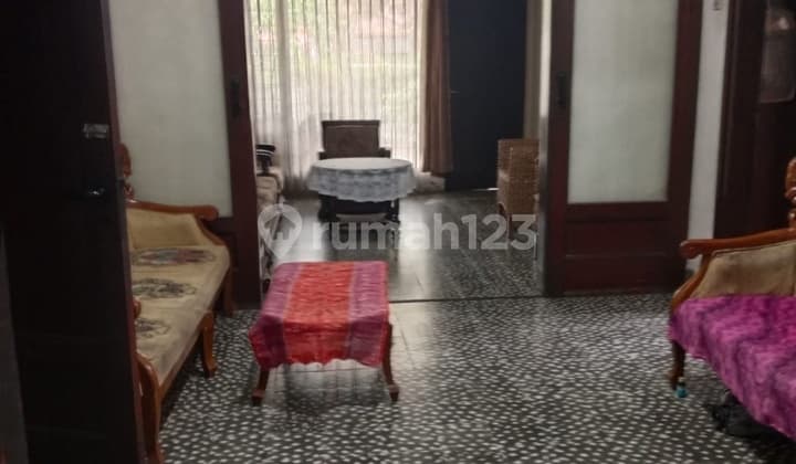 Rumah Klasik Siap Huni Di Jalan Dursasana Bandung
