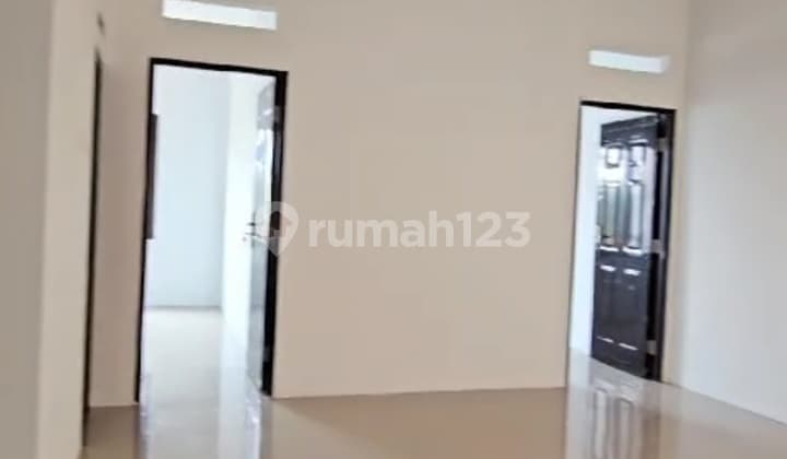 DIJUAL RUMAH SIAP HUNI DUA LANTAI DI KOPO PERMAI BANDUNG