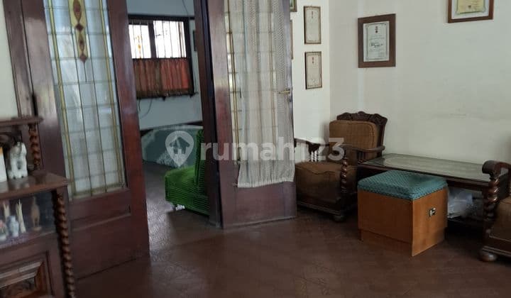 Jual Rumah Siap Huni Rumah Klasik Tengah Kota Bandung