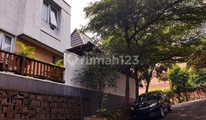 Pondok Indah House Ready to Occupy Negotiable Until Deal