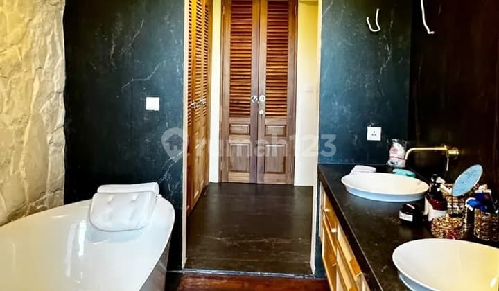 Dijual Villa Mewah Fully Furnished - Ciputra Beach Resort Tabanan, Bali Cluster Nivata Unit D8