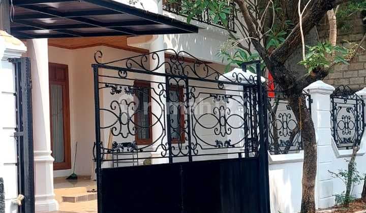 Beautiful 2-Storey Aesthetic House in Pejaten, South Jakarta