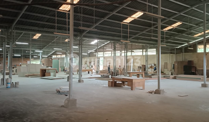 Warehouse Factory and Land for Sale in Setu Cibitung, Bekasi