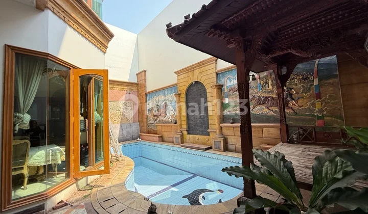 Garden-Facing House in Kelapa Gading Kusuma, Kelapa Gading