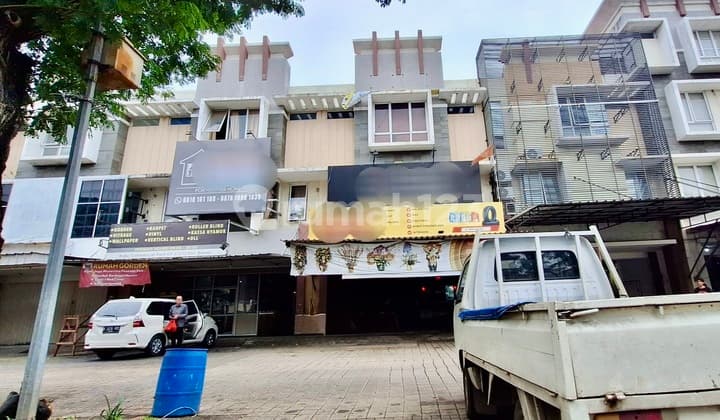 Ruko Murah Pinggir Jalan Di Harapan Indah Bekasi