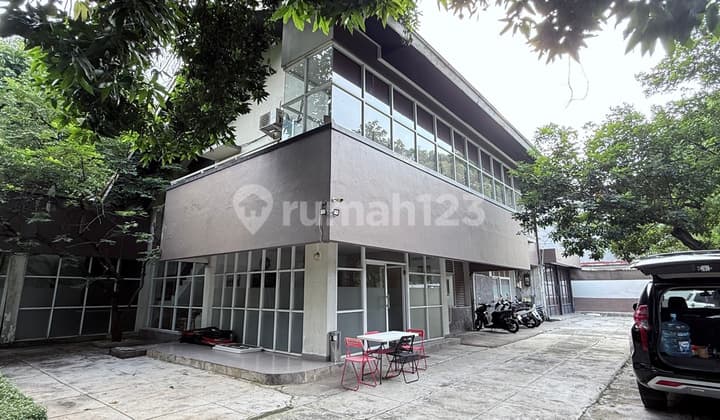 House Office Near NJOP on Prapanca Raya, South Jakarta