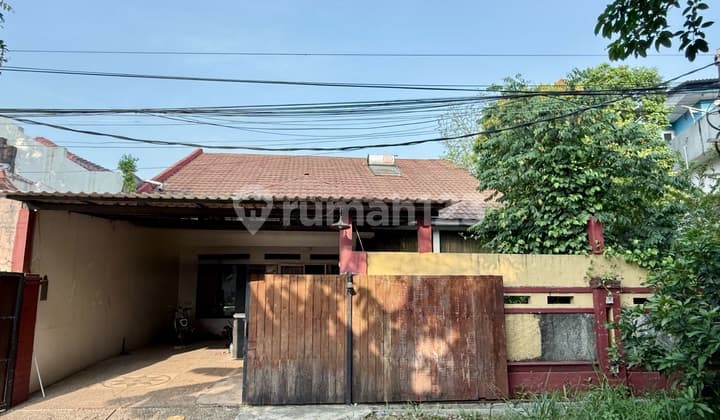 For Sale House with Swimming Pool at Harapan Baru Regency Bekasi