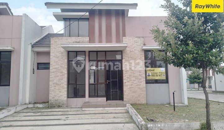 Dijual Cepat Rumah di Villagio Sudah Ada Hook & Dekat Mall