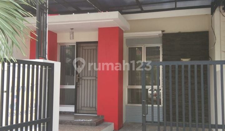 Rumah cantik dalam komplek di Cluster Ifolia kota harapan indah kota bekasi