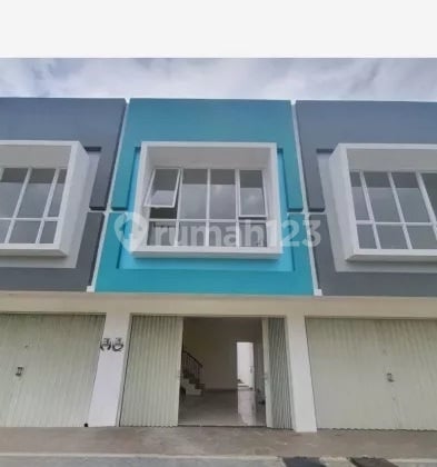 Ruko 2 Lantai Disewakan.murah di Terra Damai Kota Harapan Indah.lokasi Paling Depan Ramai.dekat Masjid Besar