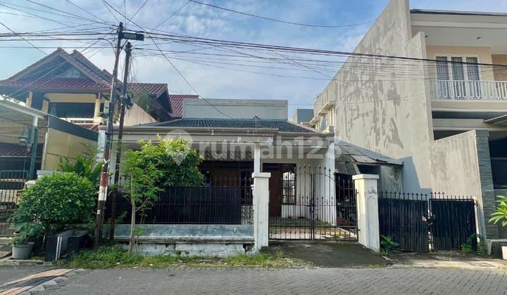 Rumah Kost di Wisma Permai Tengah 2 Lantai Letter L Ada 14 Kamar