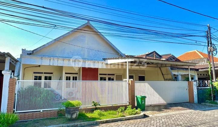 Rumah di Pondok Tjandra Cluster Durian Bebas Banjir Hadap Selatan