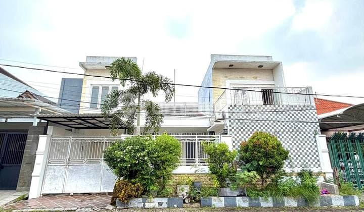 Rumah Tinggal / Kantor Perum Manyar Tirtomoyo 2 LT Semi Furnished