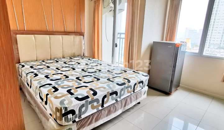Apartemen cantik Cosmo Terraces Furnished studio