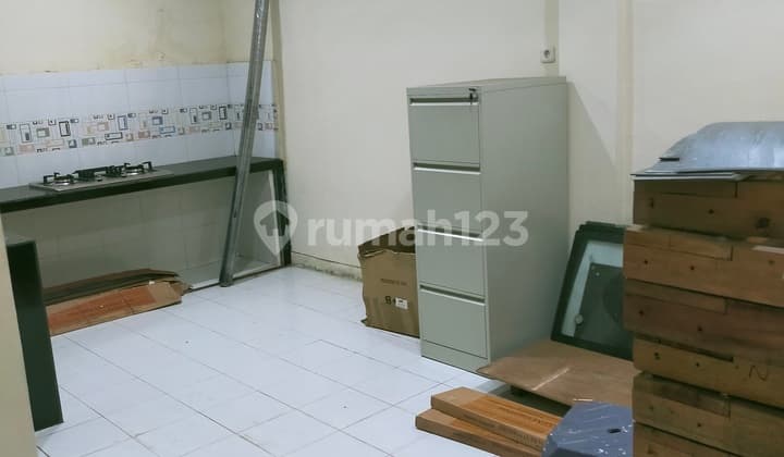 Rumah Bagus 2 Lantai di petojo jakarta pusat