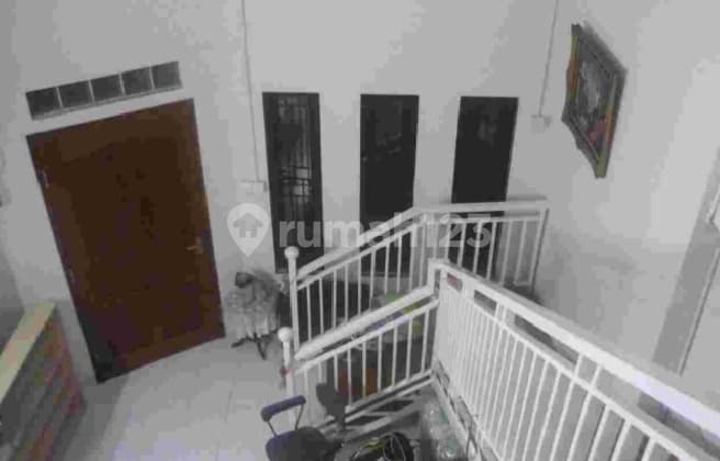 Rumah Bagus sederhana di daerah kota jakarta barat 1 lantai