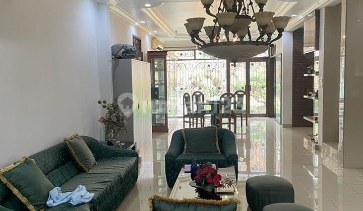 Rumah bagus 2 lantai siap huni di giri loka bsd