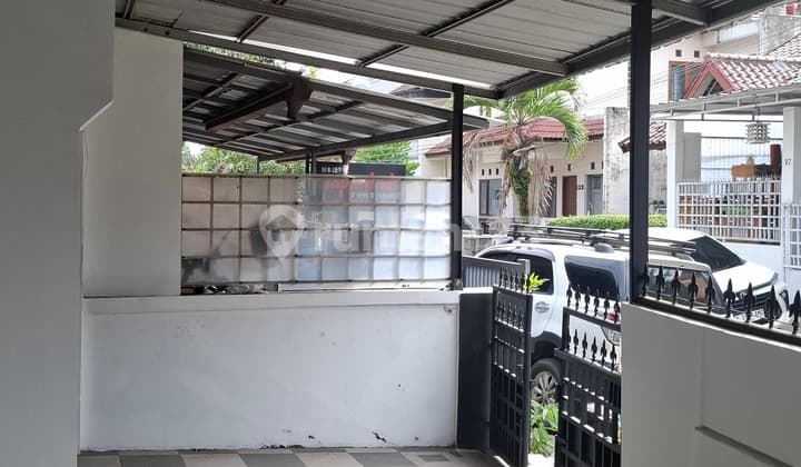 Disewakan Rumah Tinggal Furnish di Gunung Batu Pasteur Bandung