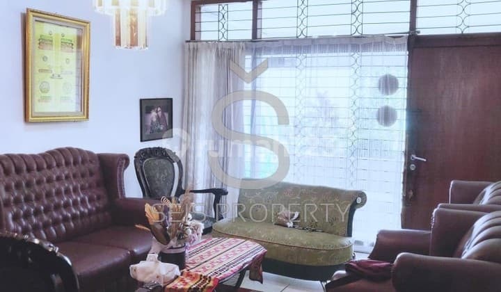 Dijual Rumah Posisi Tusuk Sate Di Garuda Kota Bandung