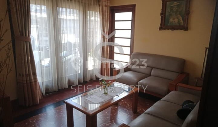 JUAL RUMAH LOKASI BAGUS PUSAT KOTA SAYAP BRAGA KOTA BANDUNG