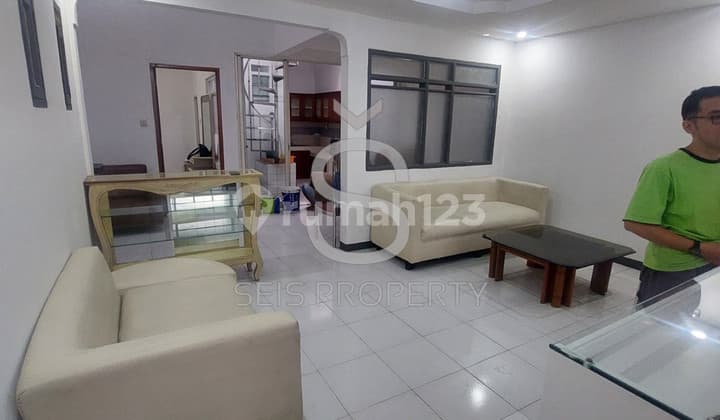 DIJUAL RUMAH SIAP HUNI DI KOMPLEK TAMAN MUTIARA cimahi
