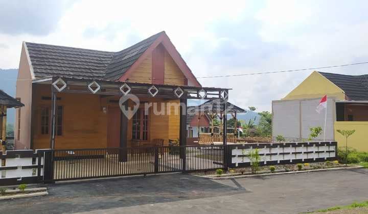 Villa Etnik View Perbukitan Sejuk Di Jl. Cipinang Bandung